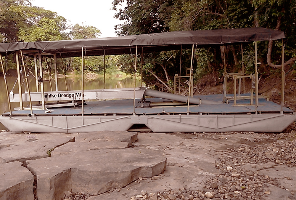 Assembling a new water jet system dredge for gold